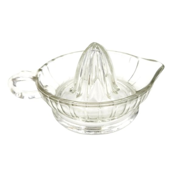 Other - Vintage Glass Juicer, Reamer, perfect kitchen barware for juicing citrus